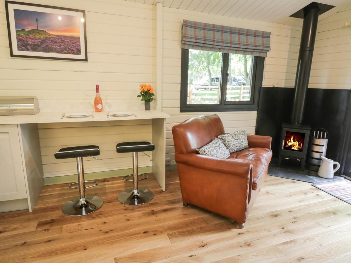 Lake View Lodge Scarborough Exteriör bild